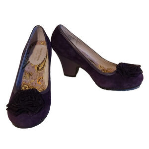 HUSH PUPPIES PUMPS PURPLE SUEDE FLORAL POM POM GUEST DESIGNER SERIES HEELS 7.5